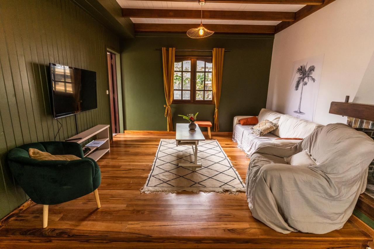 Magnifique Villa Creole Villa Ti Bout Bois Avec Cheminee Au Tevelave Les Avirons Exterior photo